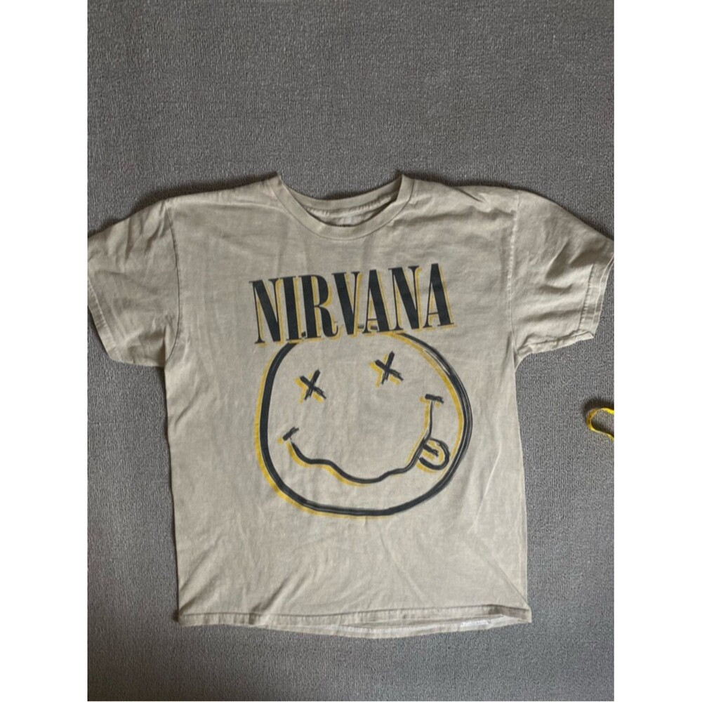NIRVANA Band Tee with Black & Yellow Graphic Grunge Streetwear Skater